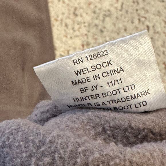 Hunter Womens Sz M 5-7 Tall Fleece Welly Boot Socks Gray Logo Liners Leg warmers - Picture 7 of 7